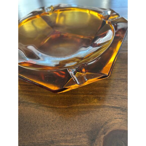 Vintage 1970s Amber Square Glass Ashtray‎ 8 x 8 4 Slot MCM Cigar Heavy Unisex - Picture 5 of 7